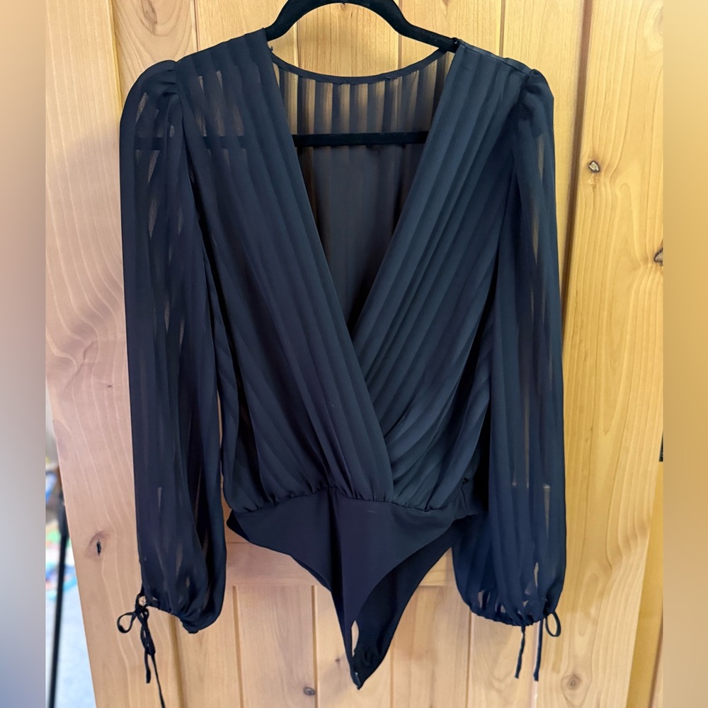 Express — Elegant Black Sheer Women's Bodysuit — Size S